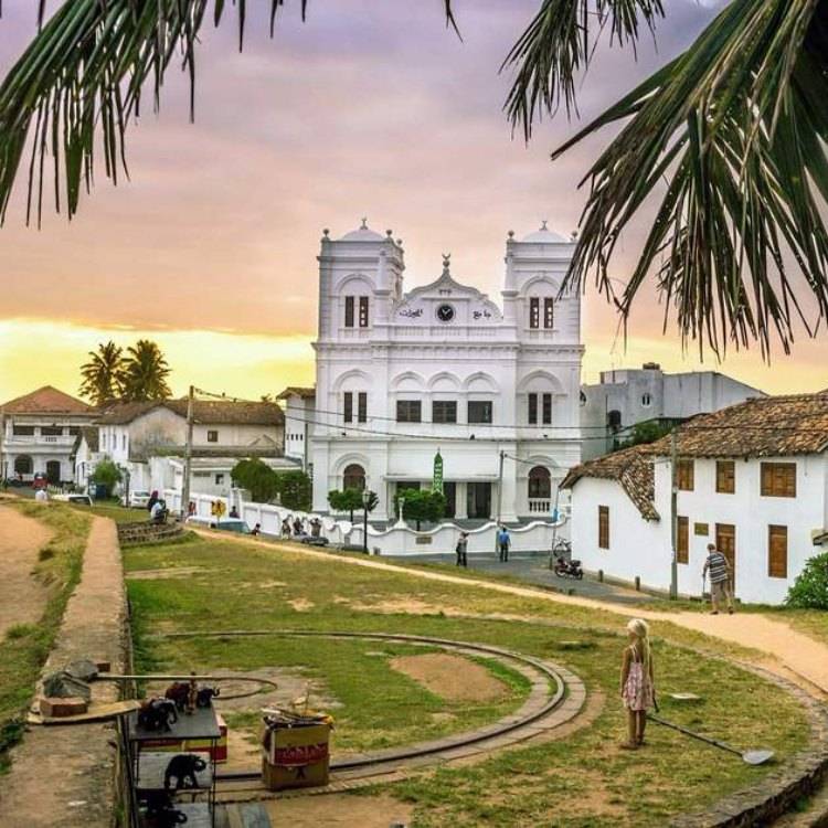 GALLE AND THE SOUTH COAST